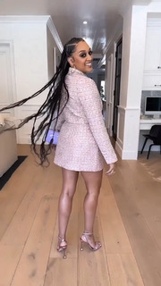 Tia Mowry feet photo thumbnail
