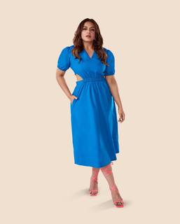 Huma Qureshi feet photo thumbnail