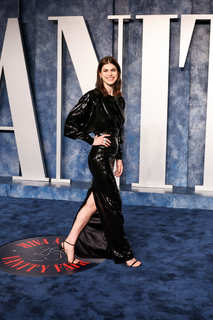 Alexandra Daddario feet photo thumbnail