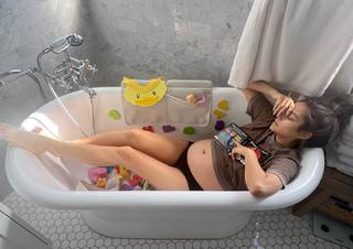 Shay Mitchell feet photo thumbnail