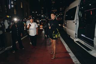 Shay Mitchell feet photo thumbnail