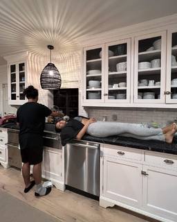 Shay Mitchell feet photo thumbnail