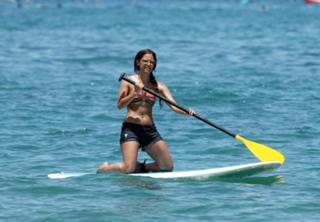 Rocsi Diaz feet photo thumbnail