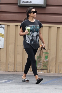 Shay Mitchell feet photo thumbnail