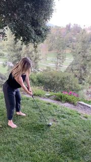 Jennie Garth feet photo thumbnail