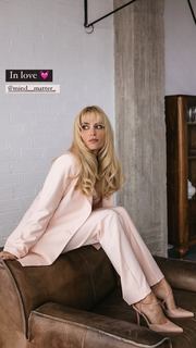 Doukissa Nomikou feet photo thumbnail