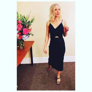 Kristen Bell feet photo thumbnail