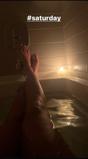 Karolina Kowalkiewicz feet photo thumbnail