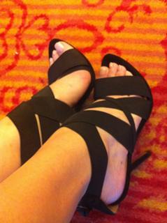 Nova Meierhenrich feet photo thumbnail