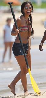 Rocsi Diaz feet photo thumbnail