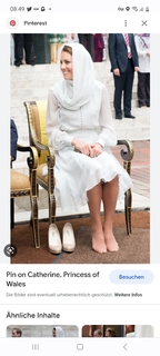 Catherine Princess of Wales feet photo thumbnail