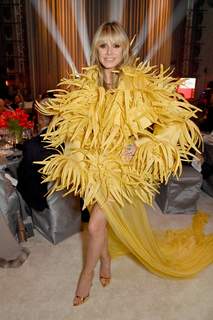 Heidi Klum feet photo thumbnail