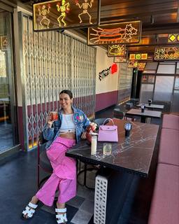 Cristina Pedroche feet photo thumbnail