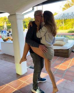 Katharine McPhee feet photo thumbnail