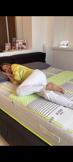 Veronica Maya feet photo thumbnail