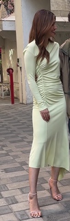 Kriti Sanon feet photo thumbnail