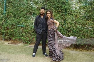 Kriti Sanon feet photo thumbnail