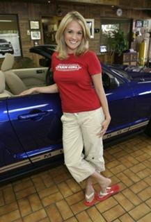 Carrie Underwood feet photo thumbnail