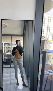 Jen Selter feet photo thumbnail