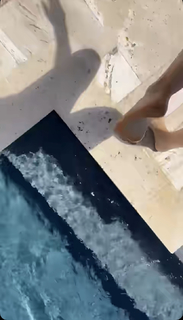 Amanda Cerny feet photo thumbnail