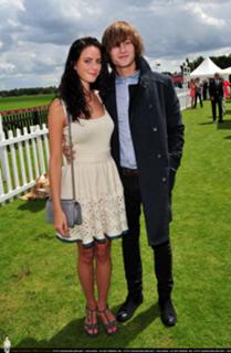 Kaya Scodelario feet photo thumbnail