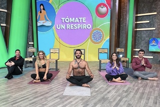 Laura González feet photo thumbnail