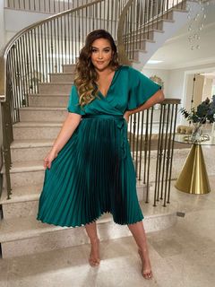 Jacqueline Jossa feet photo thumbnail