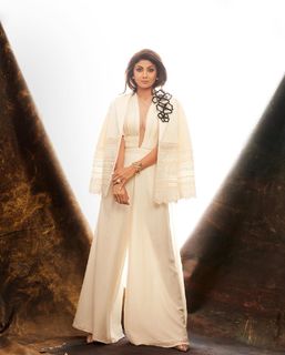 Shilpa Shetty Kundra feet photo thumbnail