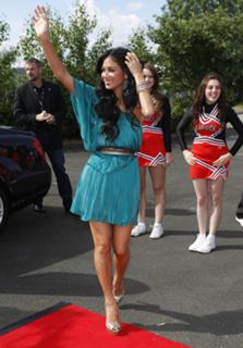 Nicole Scherzinger feet photo thumbnail