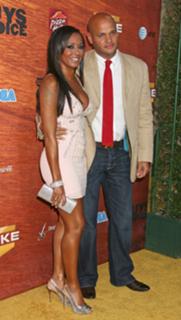 Mel B feet photo thumbnail