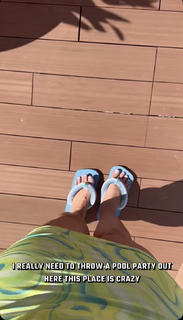 Julieanna Marie Goddard feet photo thumbnail