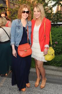 Vanessa Bayer feet photo 4