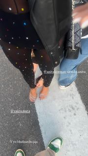 Zaira Nara feet photo thumbnail