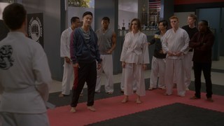 Peyton List feet photo thumbnail