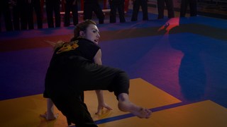 Peyton List feet photo thumbnail