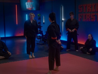 Peyton List feet photo thumbnail