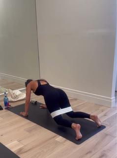 Draya Michele feet photo thumbnail