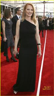 Marg Helgenberger feet photo thumbnail