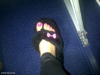 Cheryl feet photo thumbnail