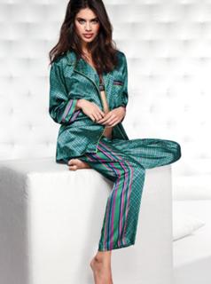 Sara Sampaio feet photo thumbnail
