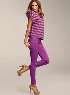 Behati Prinsloo feet photo thumbnail