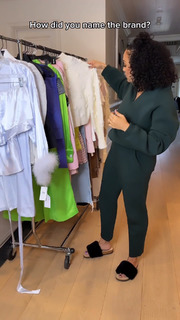 Tia Mowry feet photo thumbnail