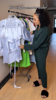 Tia Mowry feet photo thumbnail
