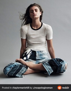 Taylor Hill feet photo thumbnail
