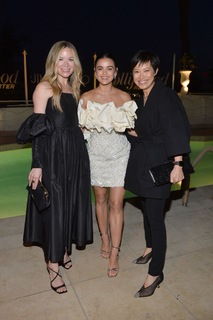 Lucy Hale feet photo thumbnail