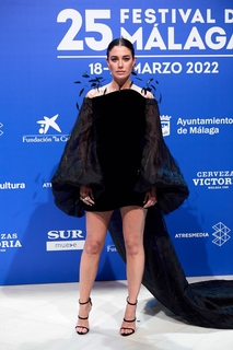 Blanca Suárez feet photo thumbnail