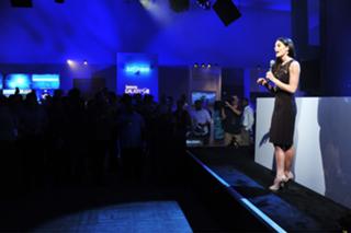 Ashley Greene feet photo thumbnail