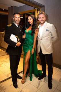 Nicole Scherzinger feet photo thumbnail
