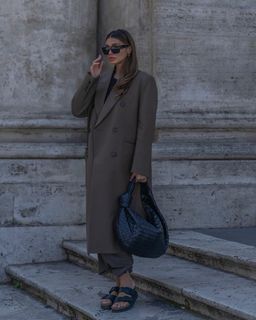 Cristina Buccino feet photo thumbnail