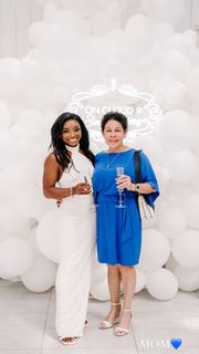 Simone Biles feet photo thumbnail